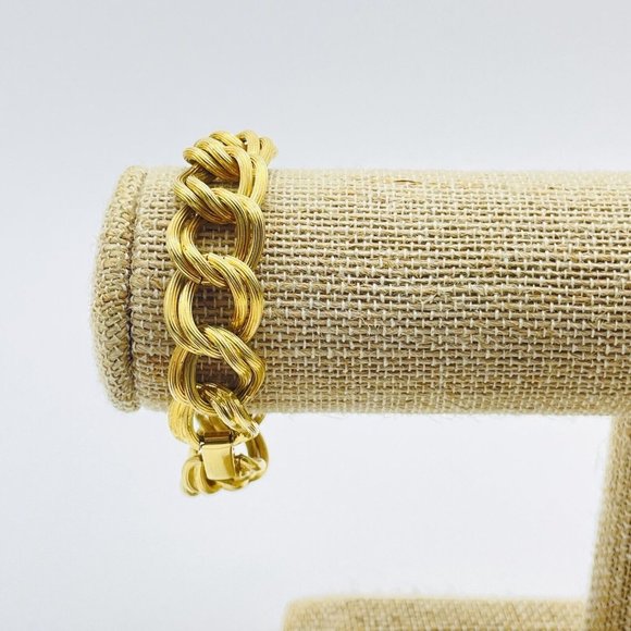 Avon Signed Double Link Chain Bracelet Gold Tone Classic Career Cosplay LARP - Picture 7 of 8